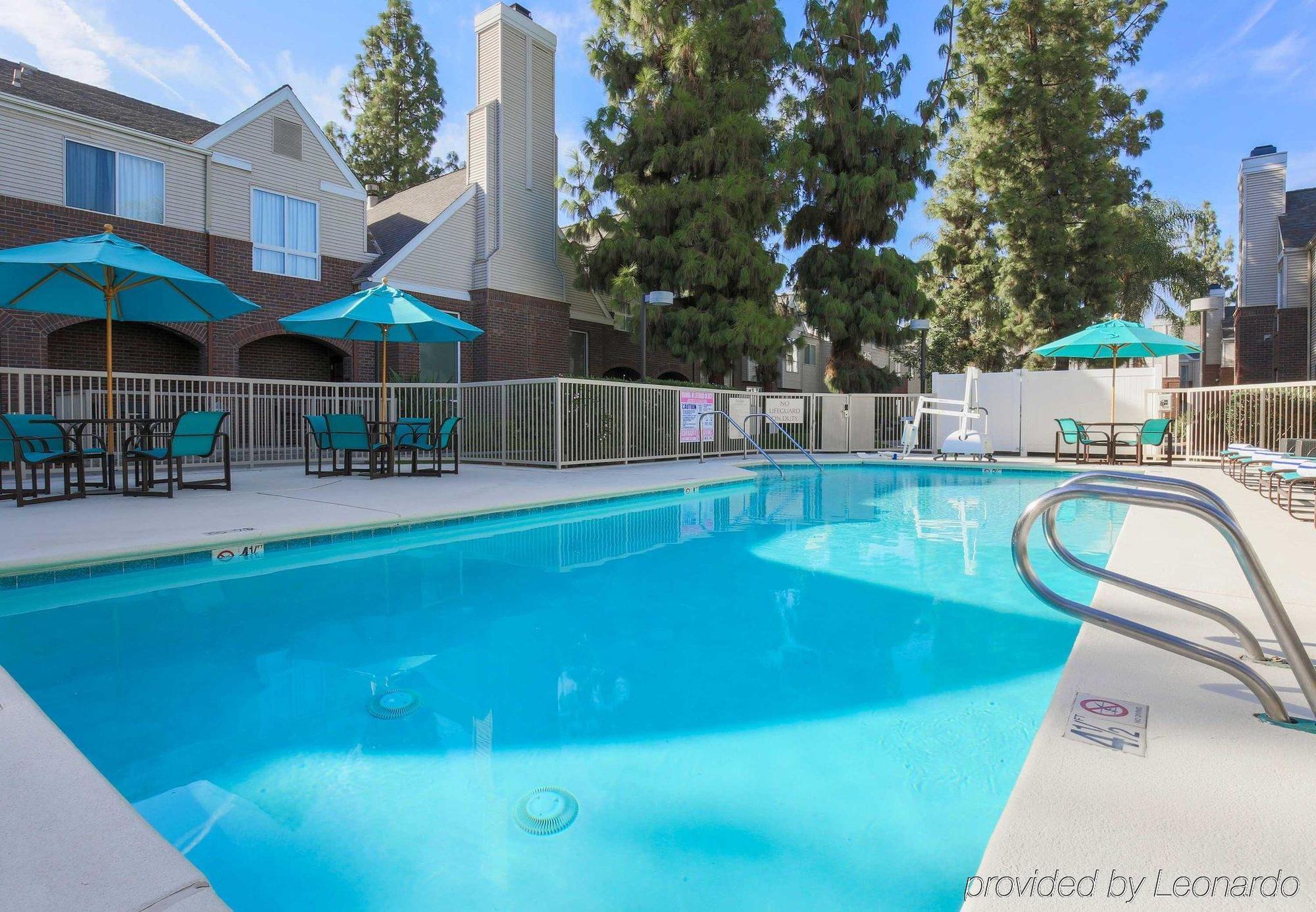 Residence Inn Bakersfield Exterior foto